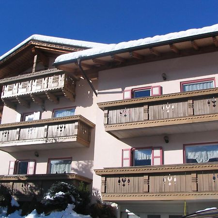 Villa Mirabell カヴァレーゼ エクステリア 写真