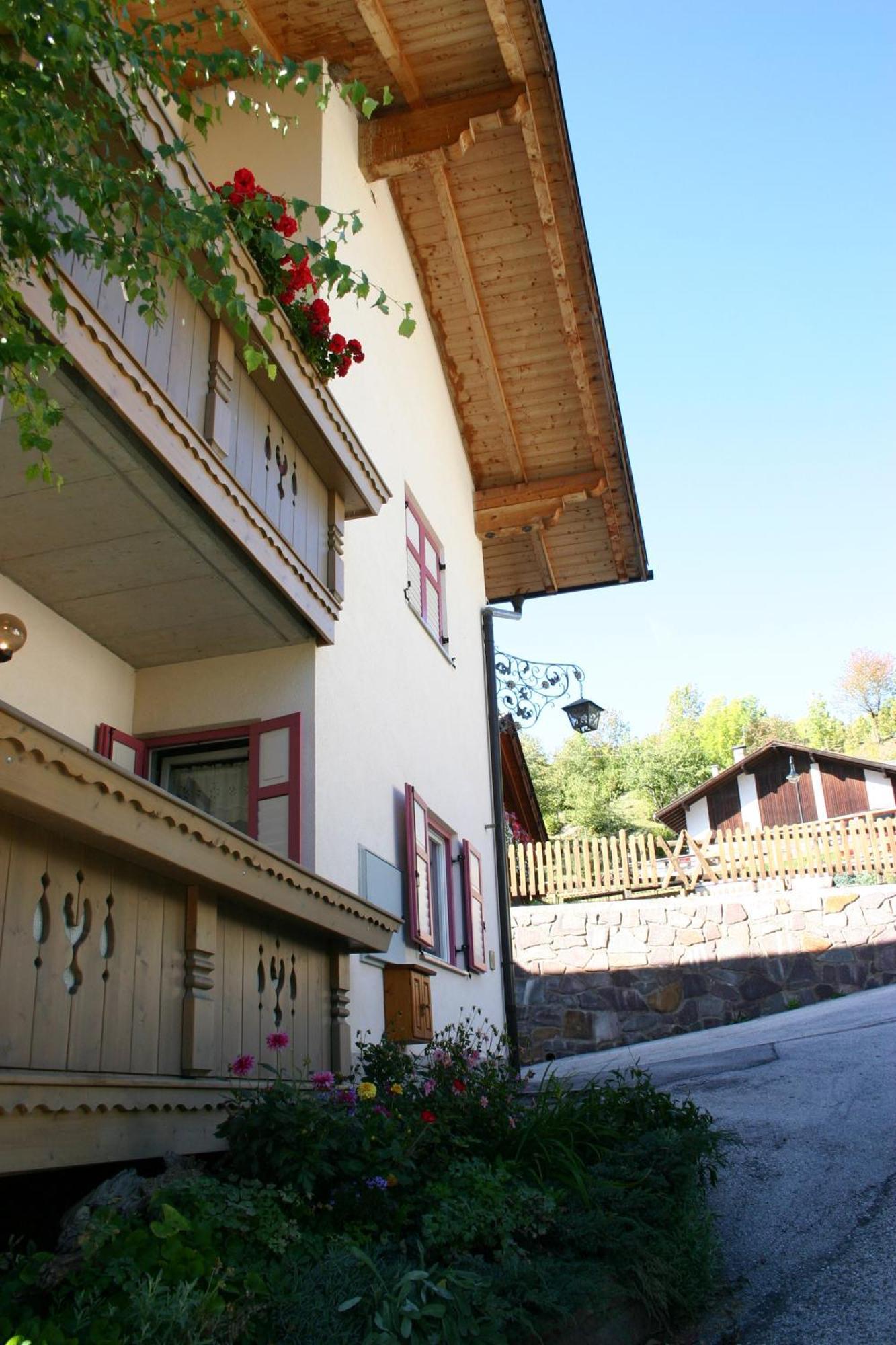 Villa Mirabell カヴァレーゼ エクステリア 写真